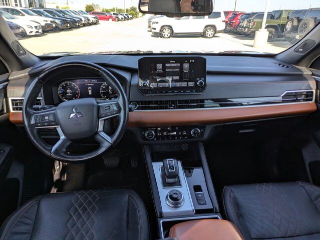2022 Mitsubishi Outlander SEL Castroville TX