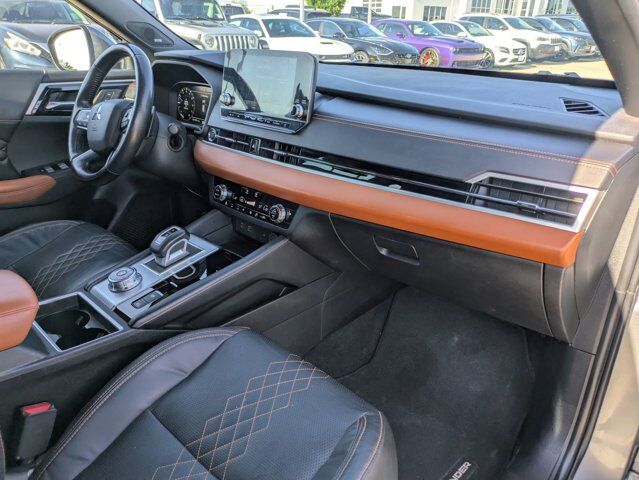2022 Mitsubishi Outlander SEL Castroville TX