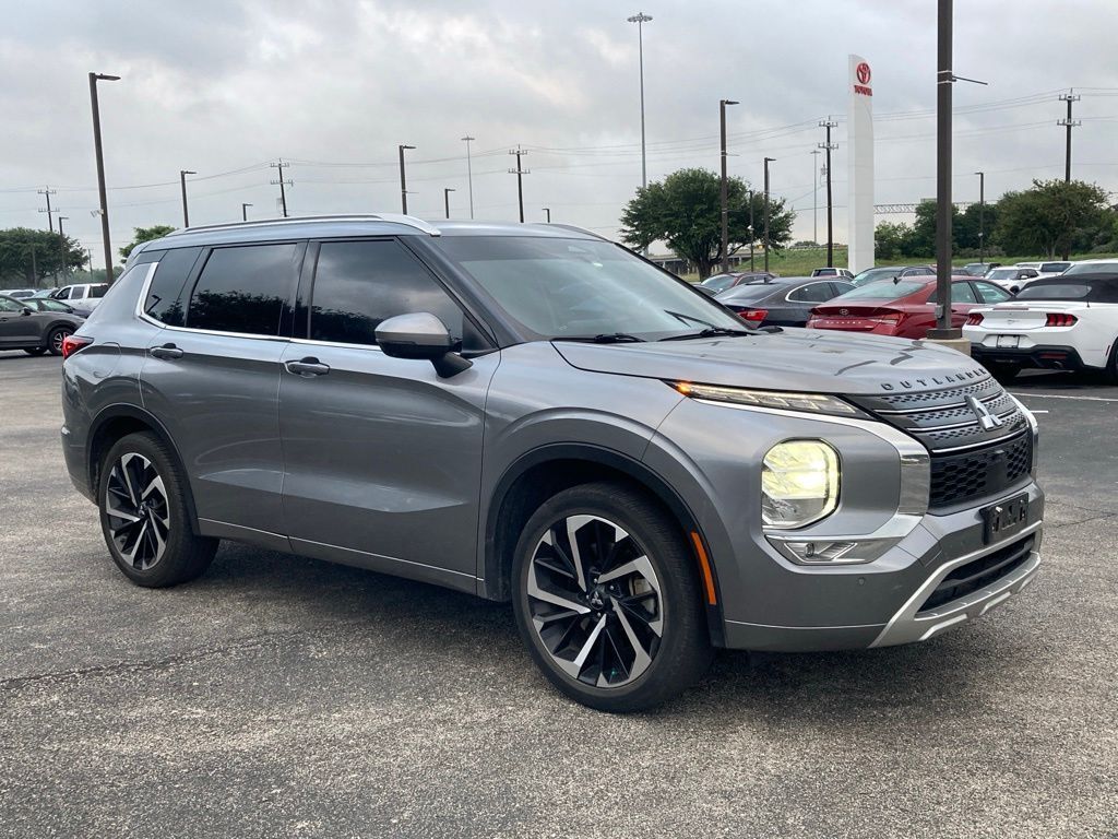 2022 Mitsubishi Outlander SEL