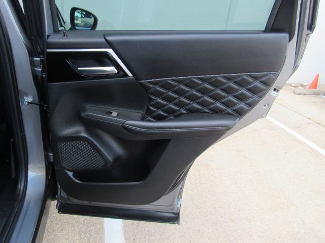2022 Mitsubishi Outlander SEL Special Edition 2WD Plano TX