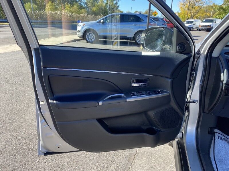 2022 Mitsubishi Outlander Sport SE Bristol  PA