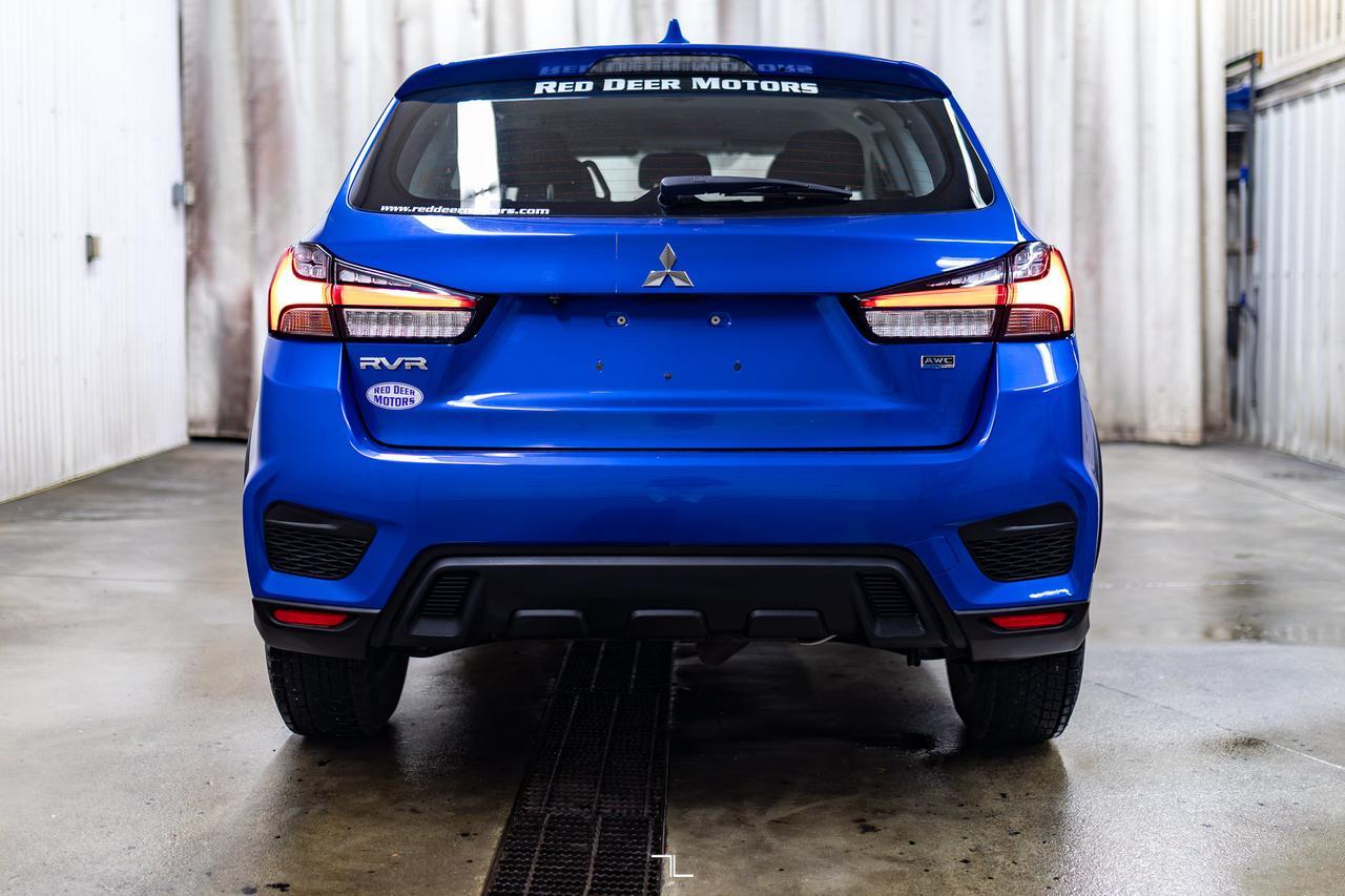 2022 Mitsubishi RVR AWD ES Sport BCam Red Deer AB