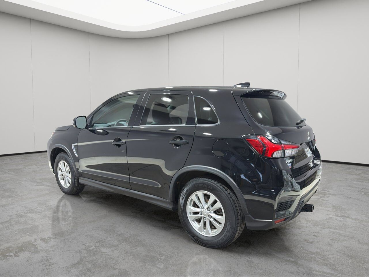 2022 Mitsubishi RVR SE