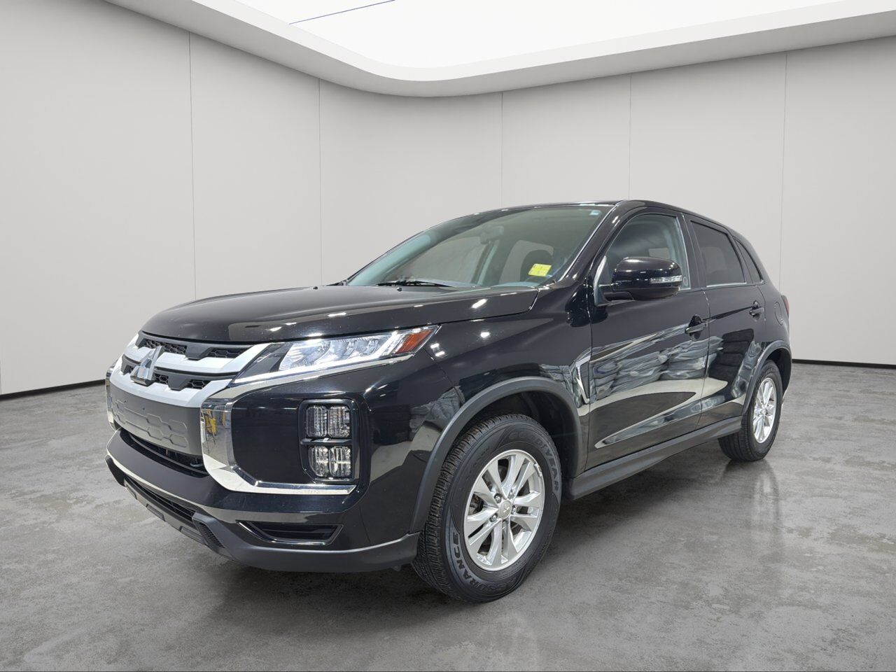 2022 Mitsubishi RVR SE