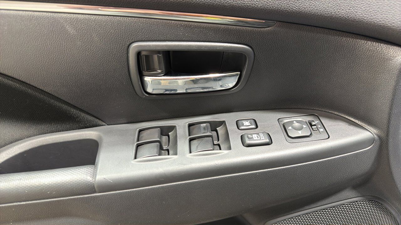 2022 Mitsubishi RVR SE Sherwood Park AB
