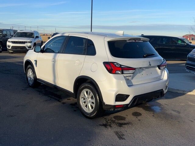 2022 Mitsubishi RVR SE Whitecourt AB