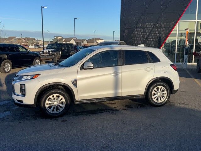 2022 Mitsubishi RVR SE Whitecourt AB