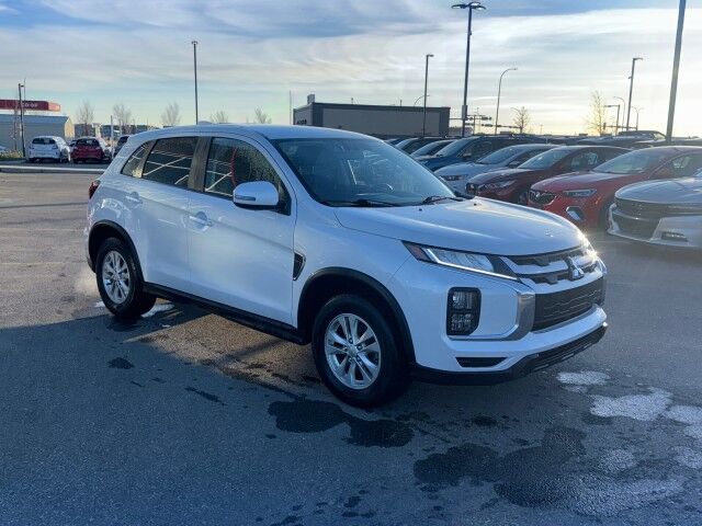 2022 Mitsubishi RVR SE Whitecourt AB