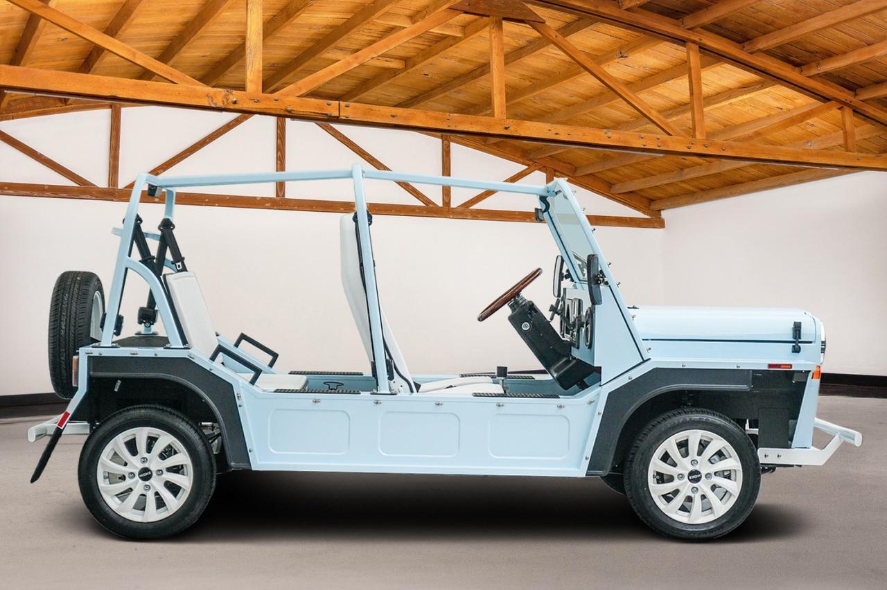 2022 Moke Emoke Newport Beach CA