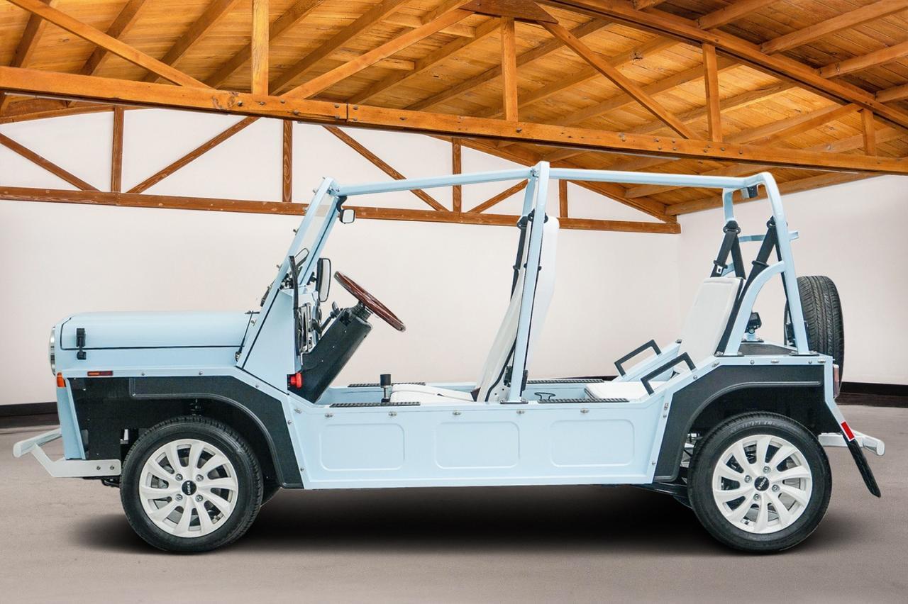 2022 Moke Emoke Newport Beach CA