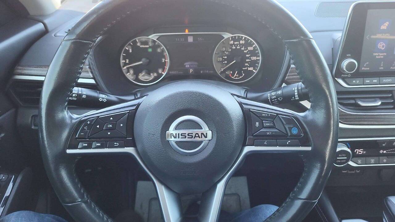 2022 Nissan Altima 2.5 Platinum AWD 4dr Sedan Chesterfield MI