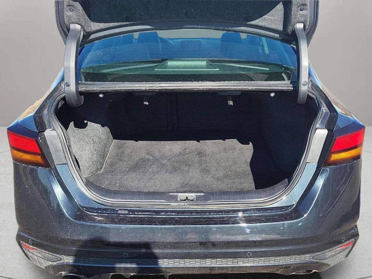 2022 Nissan Altima 2.5 Platinum AWD 4dr Sedan Chesterfield MI