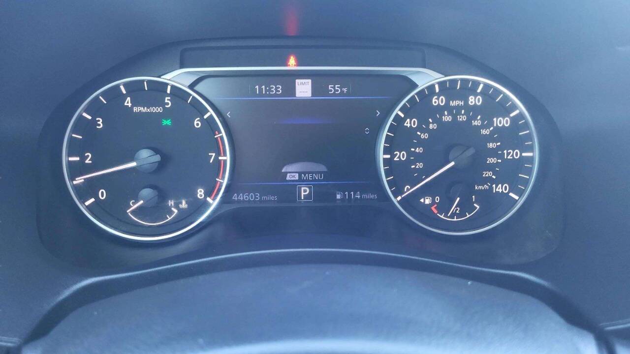 2022 Nissan Altima 2.5 Platinum AWD 4dr Sedan Chesterfield MI