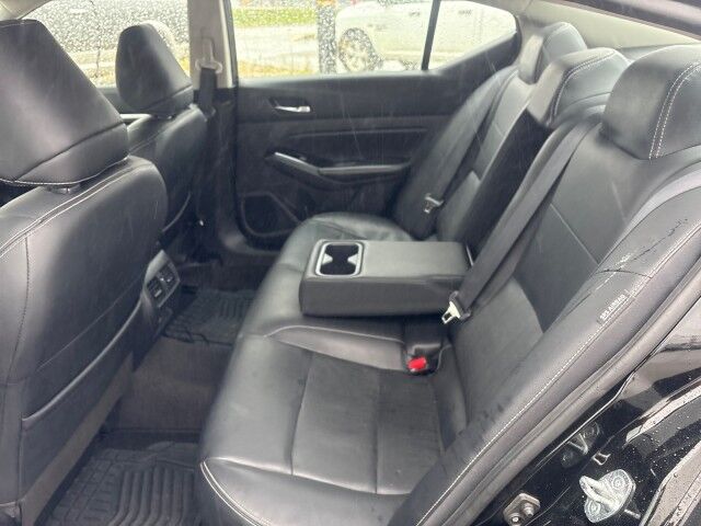 2022 Nissan Altima 2.5 Platinum Whitecourt AB