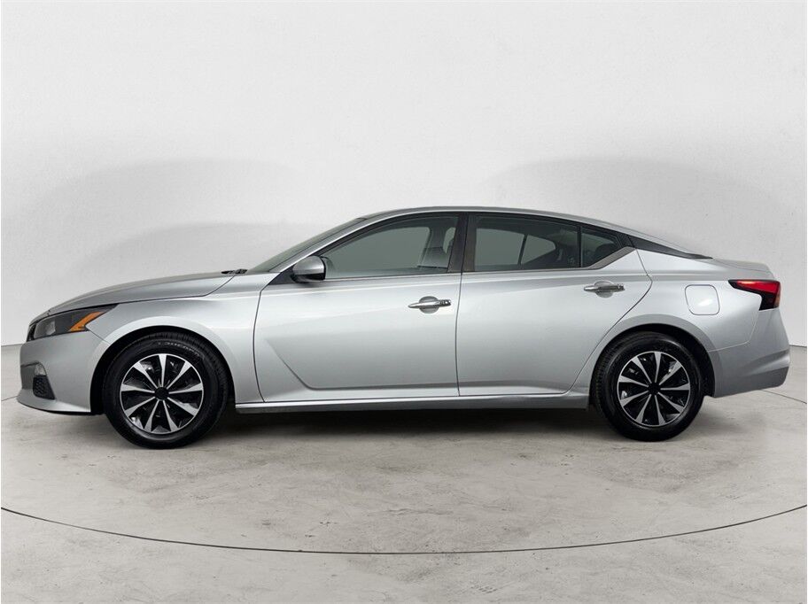 2022 Nissan Altima 2.5 S Sedan 4D