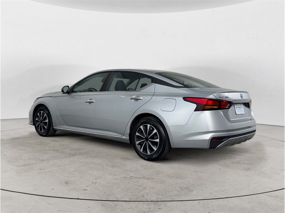 2022 Nissan Altima 2.5 S Sedan 4D