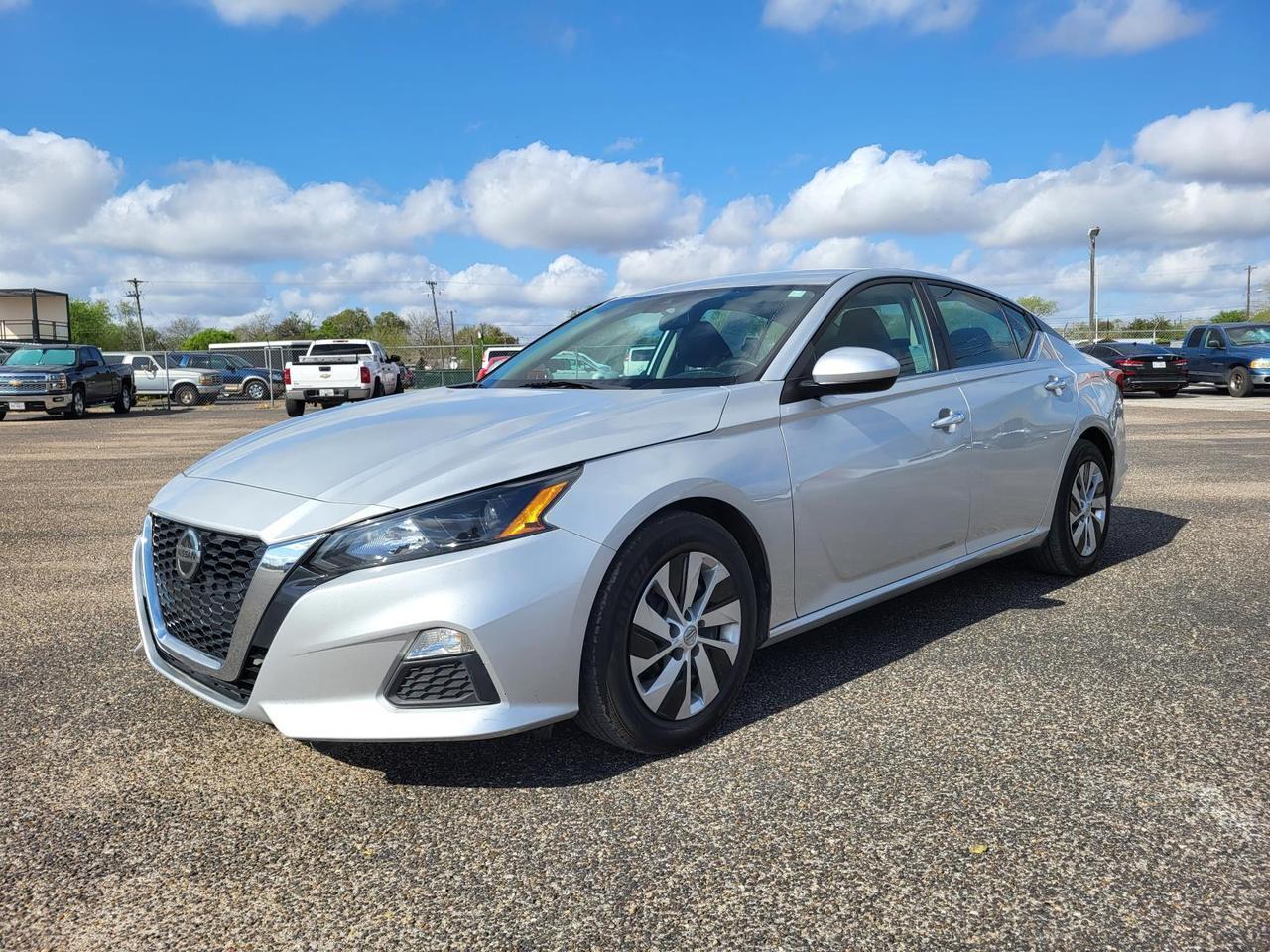 2022 Nissan Altima 2.5 S Sedan Beeville TX
