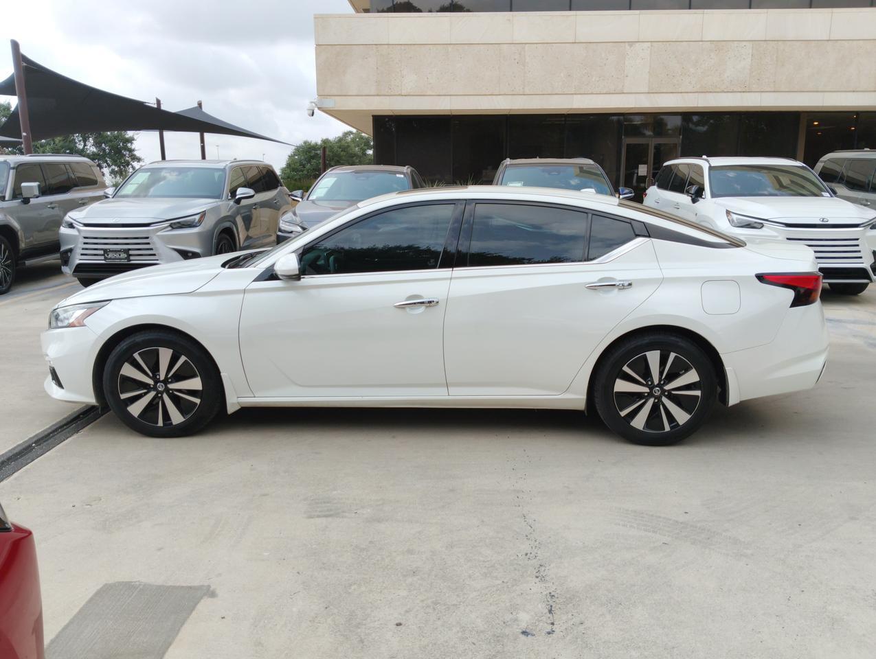 2022 Nissan Altima 2.5 SL