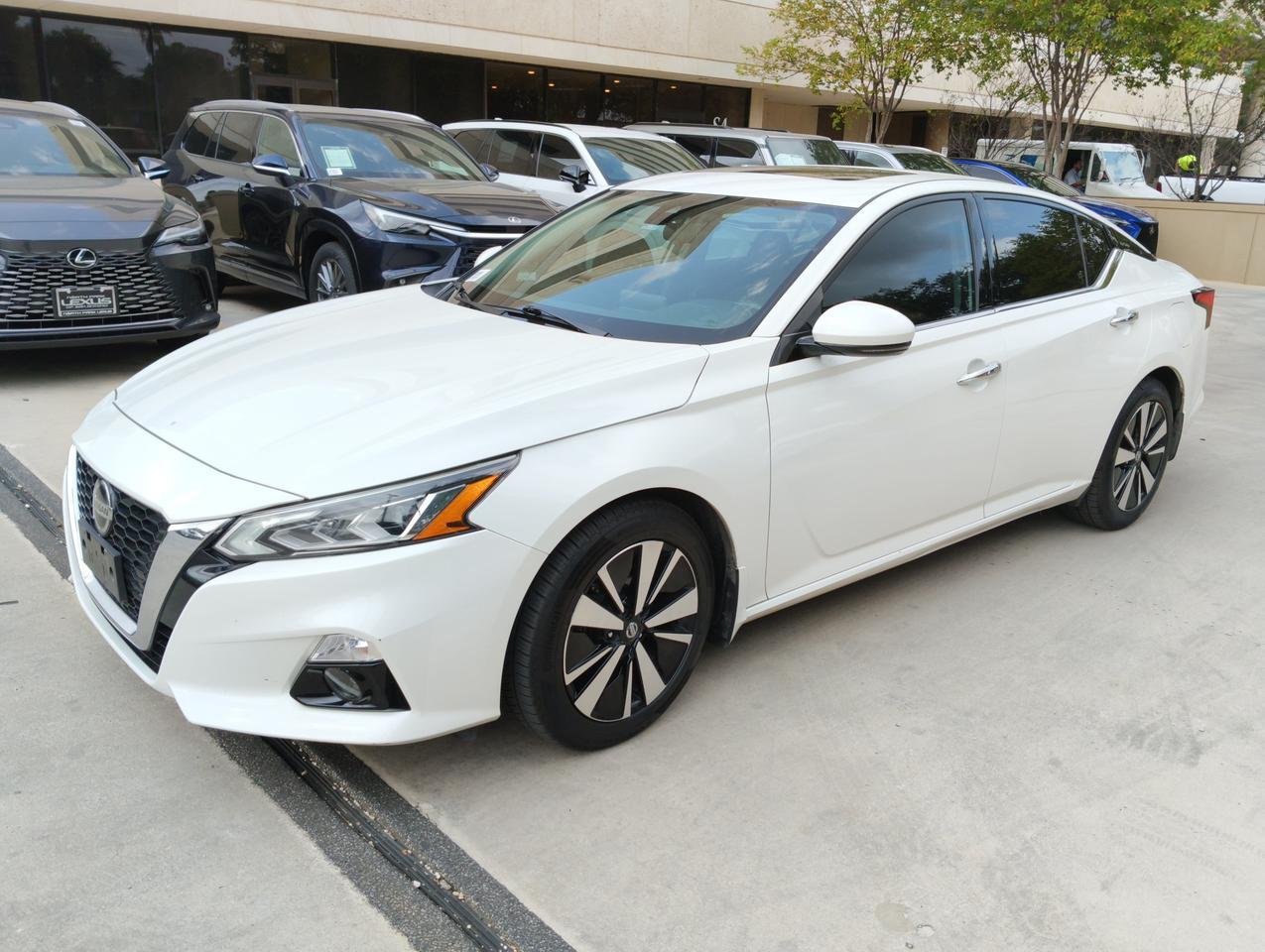 2022 Nissan Altima 2.5 SL
