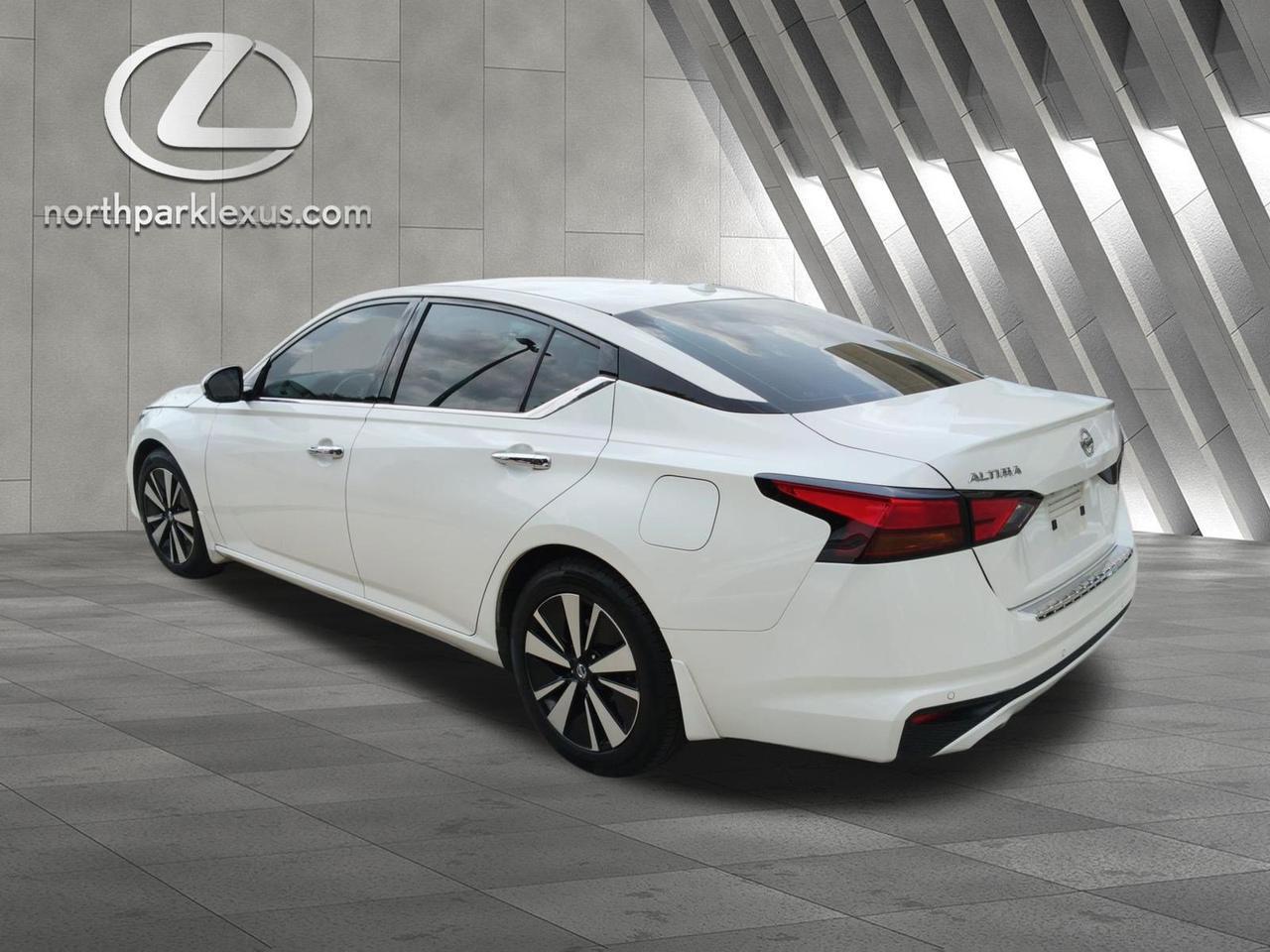2022 Nissan Altima 2.5 SL