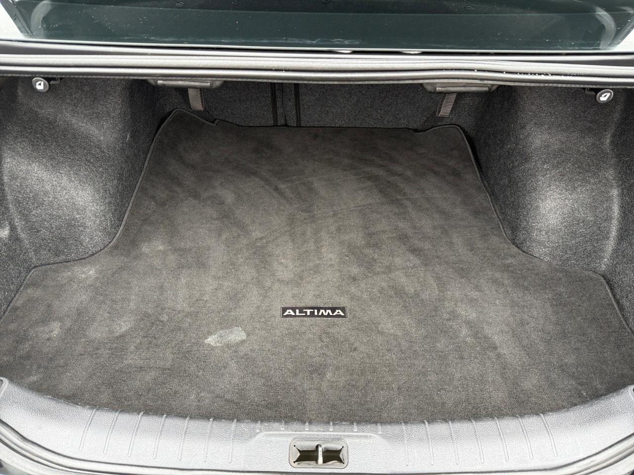 2022 Nissan Altima 2.5 SR, APPLE CARPLAY/ANDROID AUTO, BLUETOOTH, REMOTE START, HILL START ASSIST, BACKUP CAMERA, POWER MIRRORS, CRUISE CONTROL, THIS IS A GREAT FIRST CAR! Norfolk VA