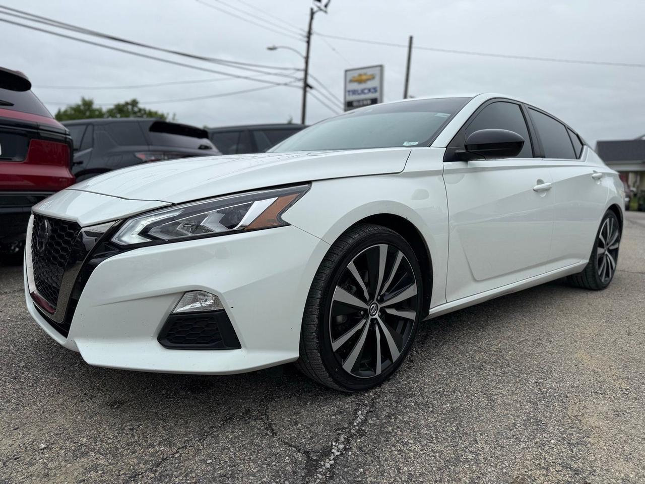 2022 Nissan Altima 2.5 SR