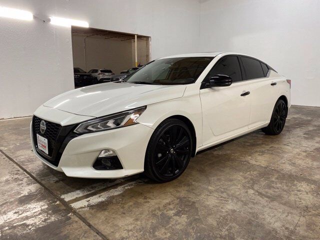 2022 Nissan Altima 2.5 SR