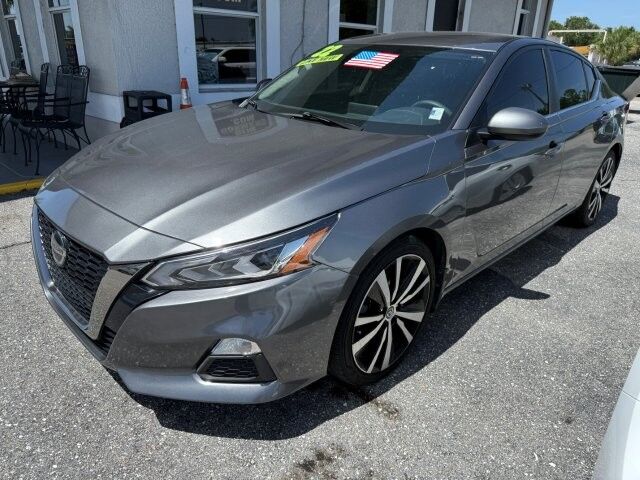 2022 Nissan Altima 2.5 SR