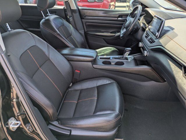 2022 Nissan Altima 2.5 SR Castroville TX