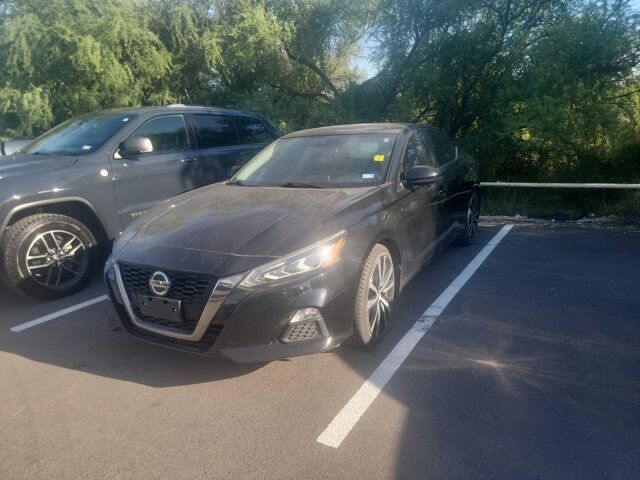 2022 Nissan Altima 2.5 SR Castroville TX