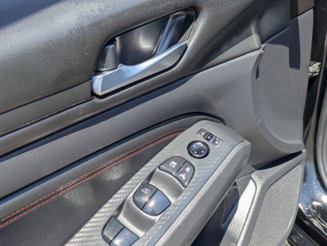 2022 Nissan Altima 2.5 SR Castroville TX