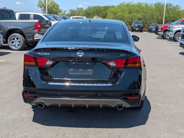 2022 Nissan Altima 2.5 SR Castroville TX