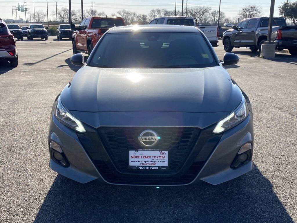 2022 Nissan Altima 2.5 SR