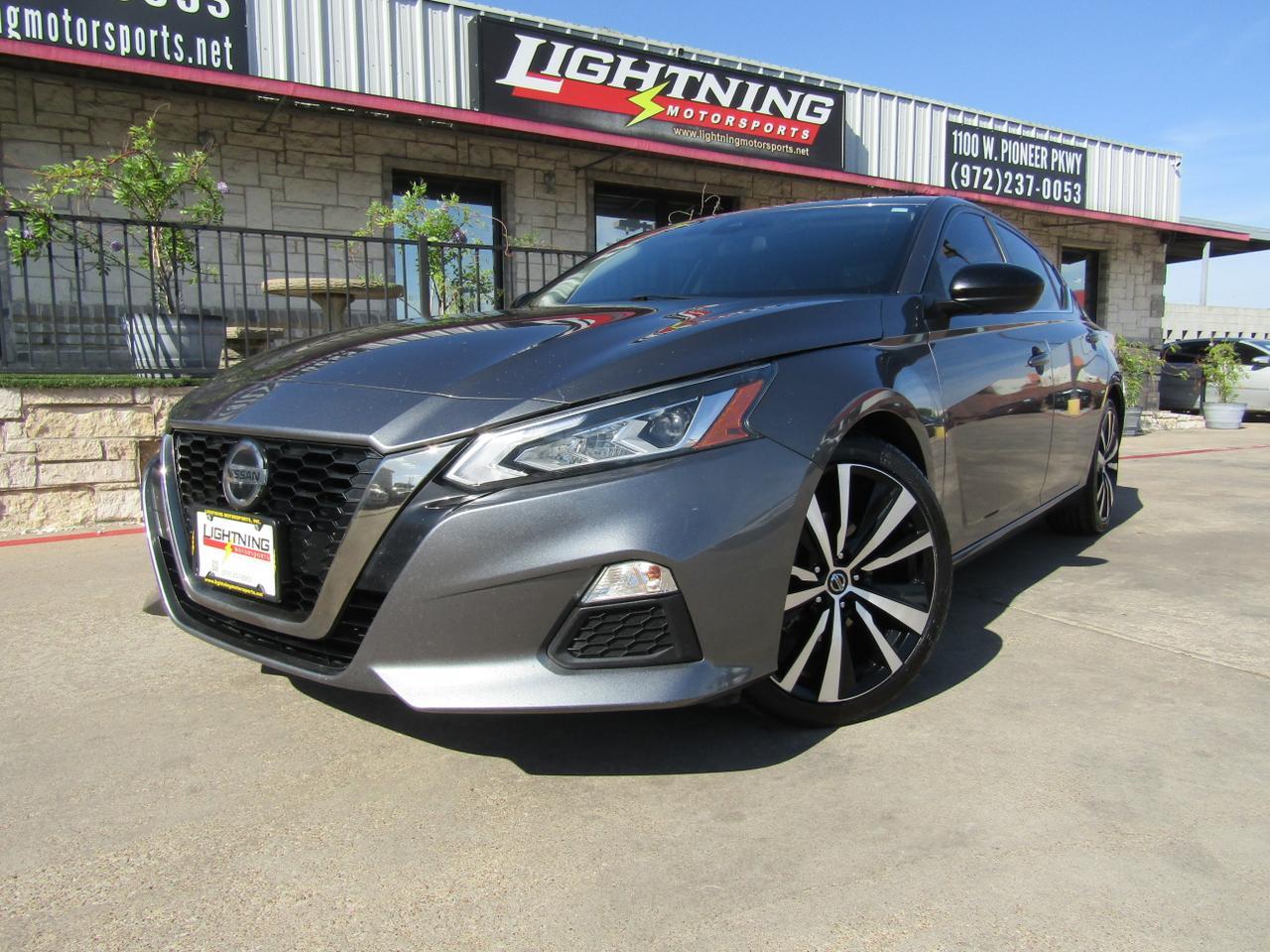 2022 Nissan Altima 2.5 SR Sedan