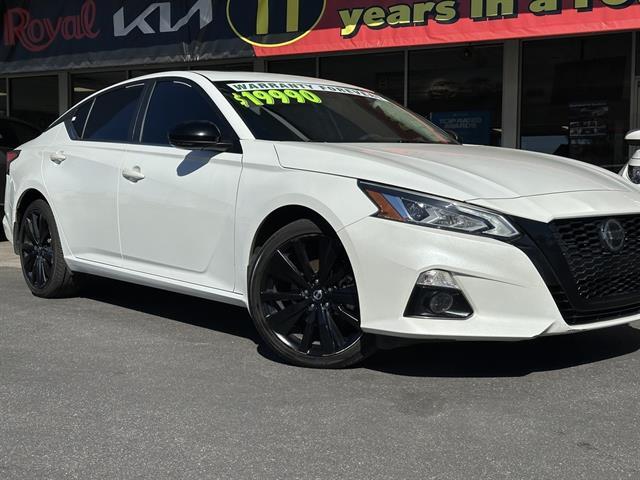 2022 Nissan Altima 2.5 SR
