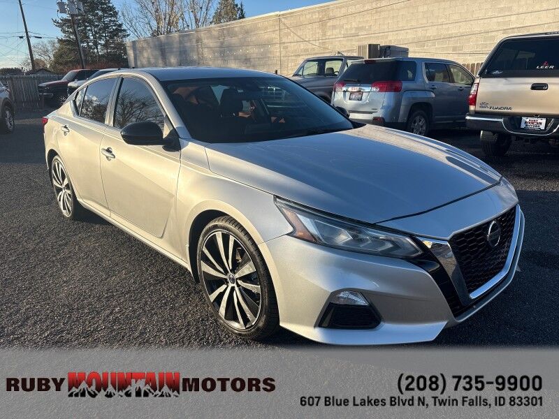 2022 Nissan Altima 2.5 SR