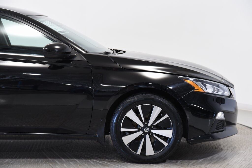 2022 Nissan Altima 2.5 SV Akron