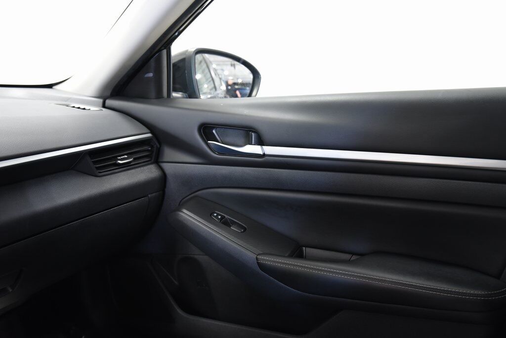 2022 Nissan Altima 2.5 SV Akron