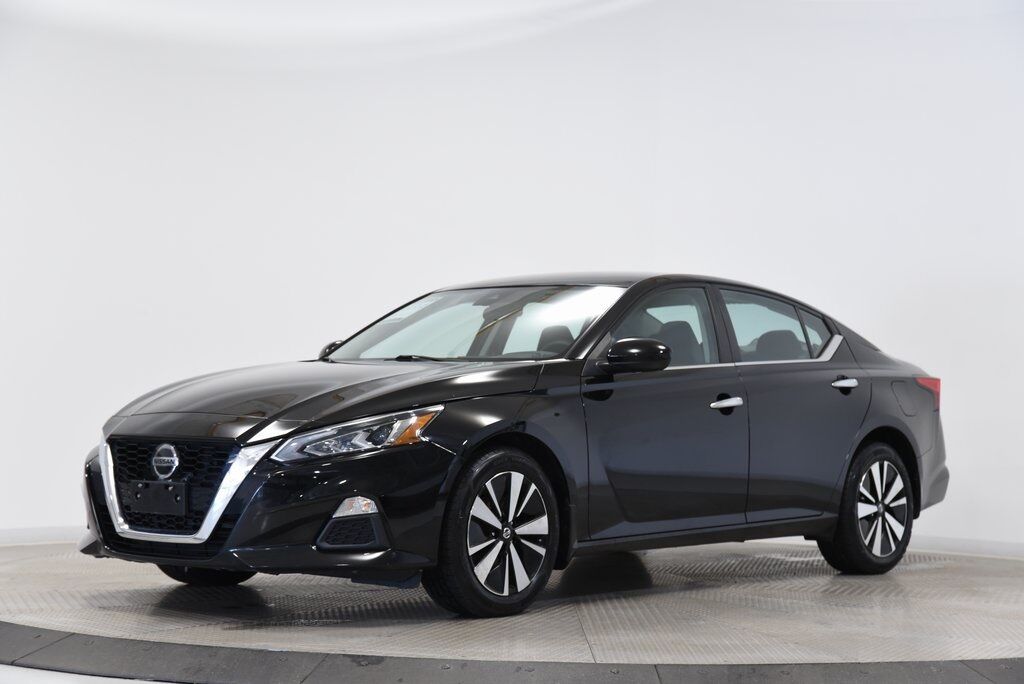 2022 Nissan Altima 2.5 SV Akron