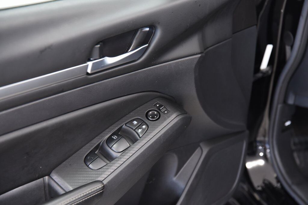 2022 Nissan Altima 2.5 SV Akron