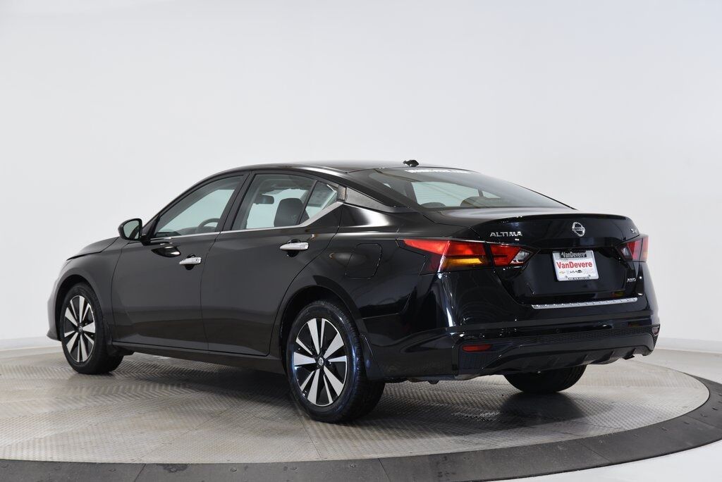 2022 Nissan Altima 2.5 SV Akron