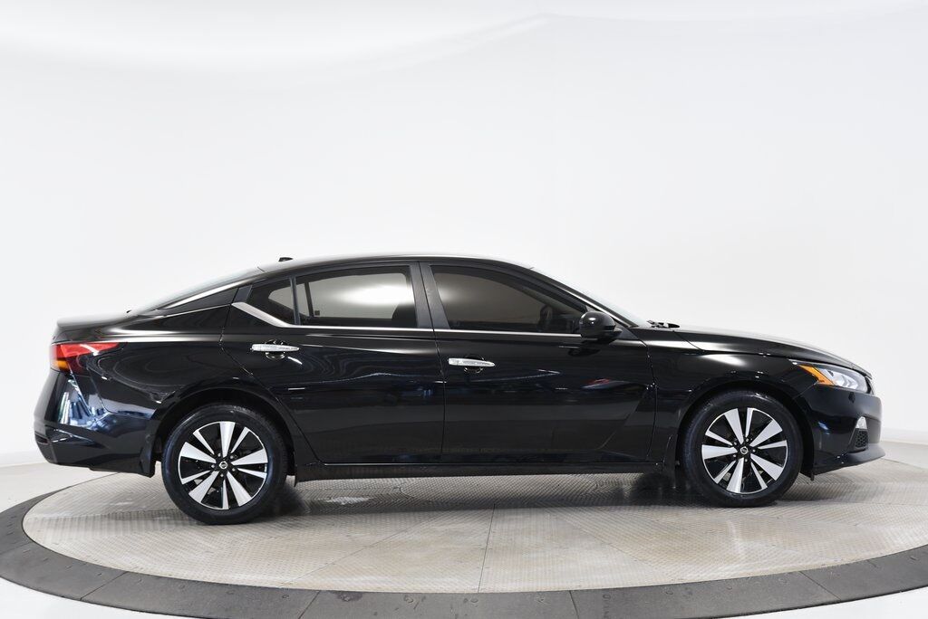 2022 Nissan Altima 2.5 SV Akron OH