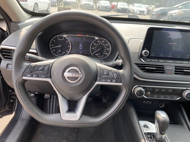 2022 Nissan Altima 2.5 SV Bristol  PA