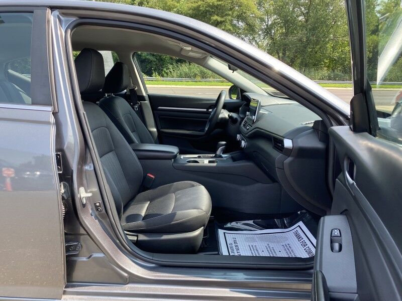 2022 Nissan Altima 2.5 SV Springfield PA