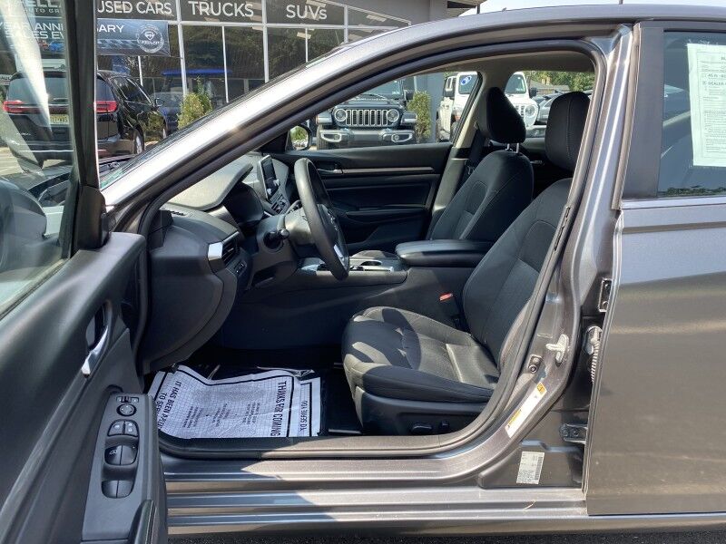 2022 Nissan Altima 2.5 SV Springfield PA