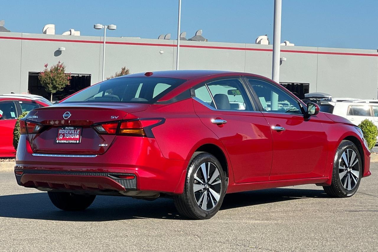 2022 Nissan Altima 2.5 SV