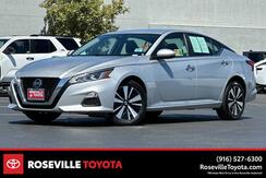 2022_Nissan_Altima_2.5 SV_ Roseville CA