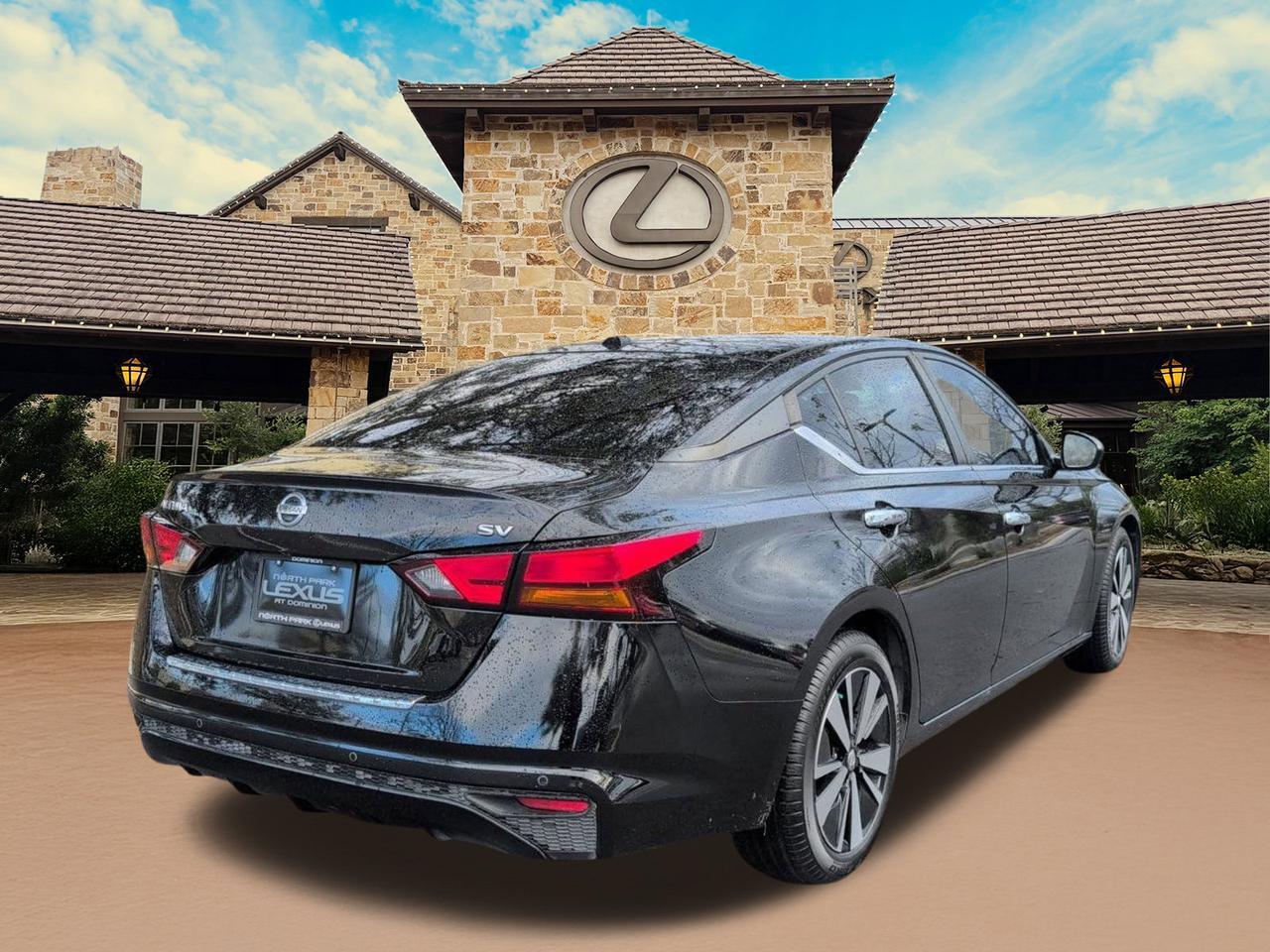 2022 Nissan Altima 2.5 SV