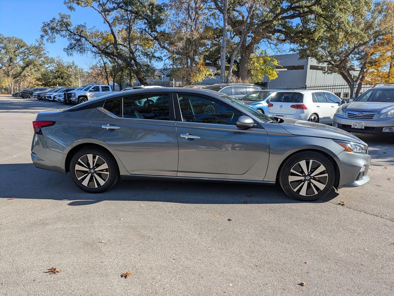 2022 Nissan Altima 2.5 SV