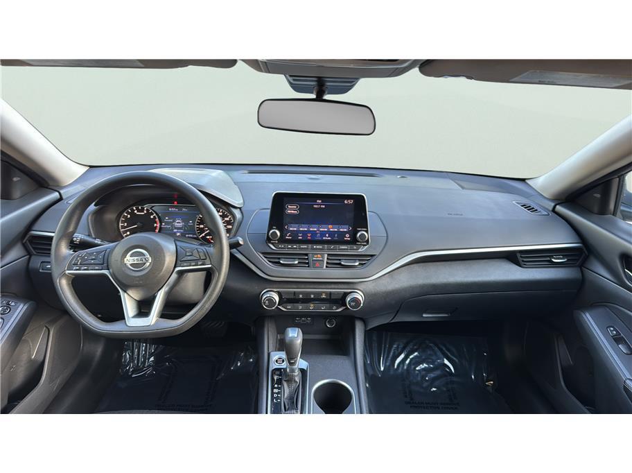 2022 Nissan Altima 2.5 SV Sedan 4D Folsom CA